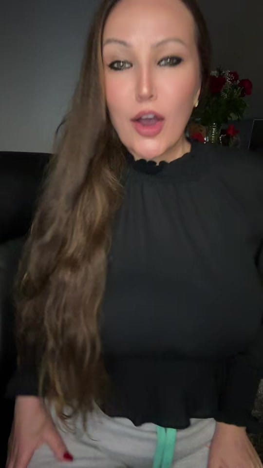 Post 9 by Alma on TikTok (video)