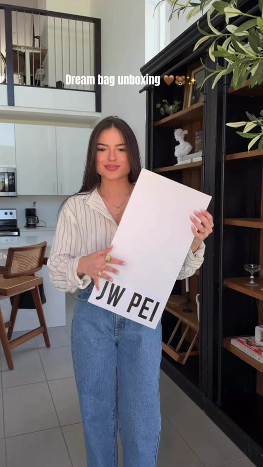 Post 7 by Alexsandra ✨ on TikTok (video)