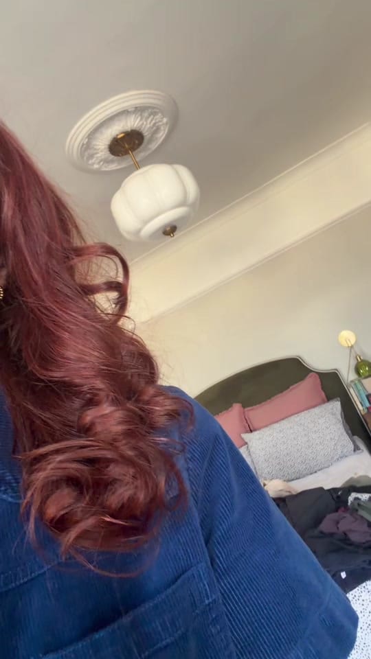 Post 2 by Victoria Emes on TikTok (video)