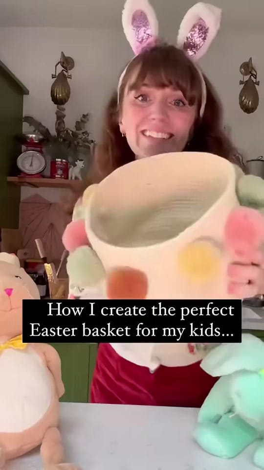 Post 3 by Victoria Emes on TikTok (video)