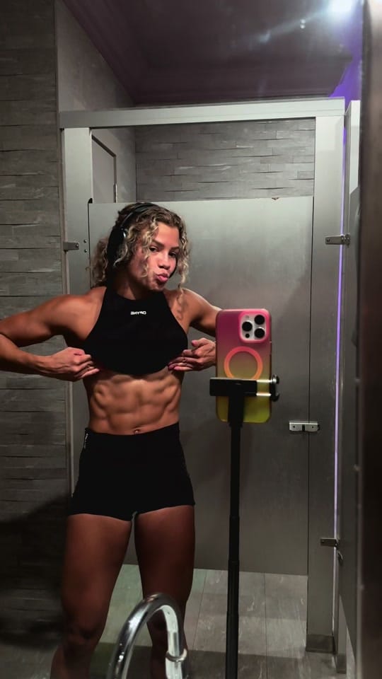 Post 9 by SARA TESSA-LYNN VANAKEN on TikTok (video)