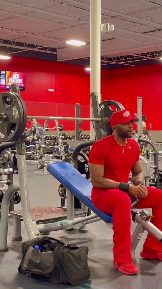 Post 1 by Legendary Dave on TikTok (video)