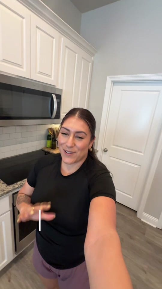 Post 6 by Elizabeth Reneé | Food & Life on TikTok (video)