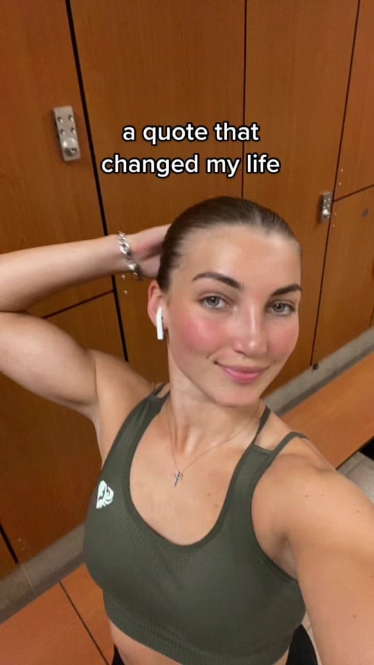 Post 6 by effiefitness on TikTok (video)
