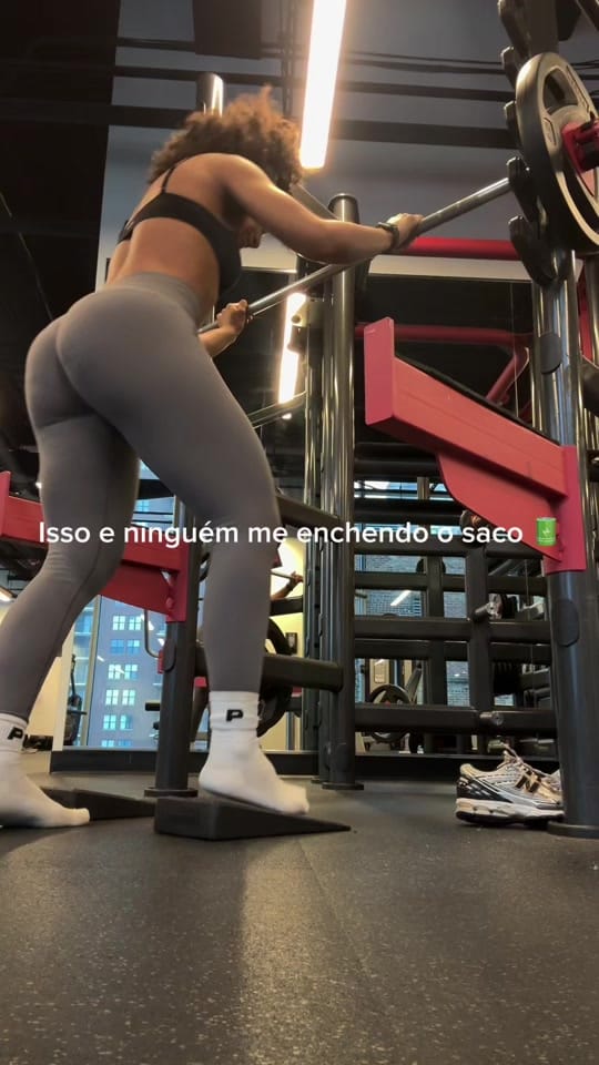 Post 4 by itsjenniferelisa on TikTok (video)