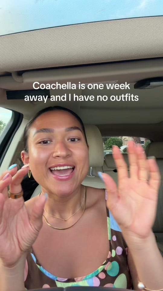 Post 4 by Jessenia-Fitness+2027 bride on TikTok (video)
