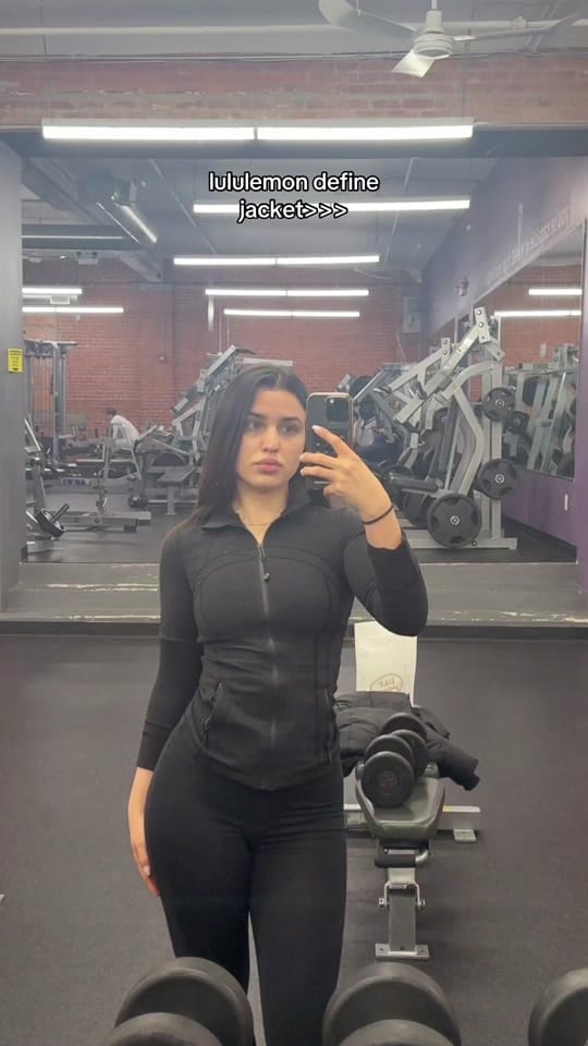Post 5 by Şevval on TikTok (video)