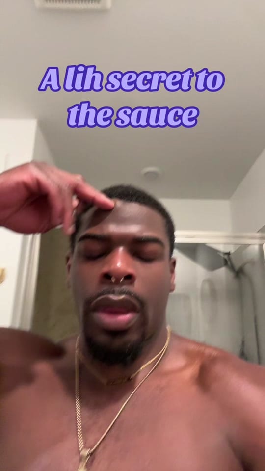 Post 10 by Homohomie on TikTok (video)
