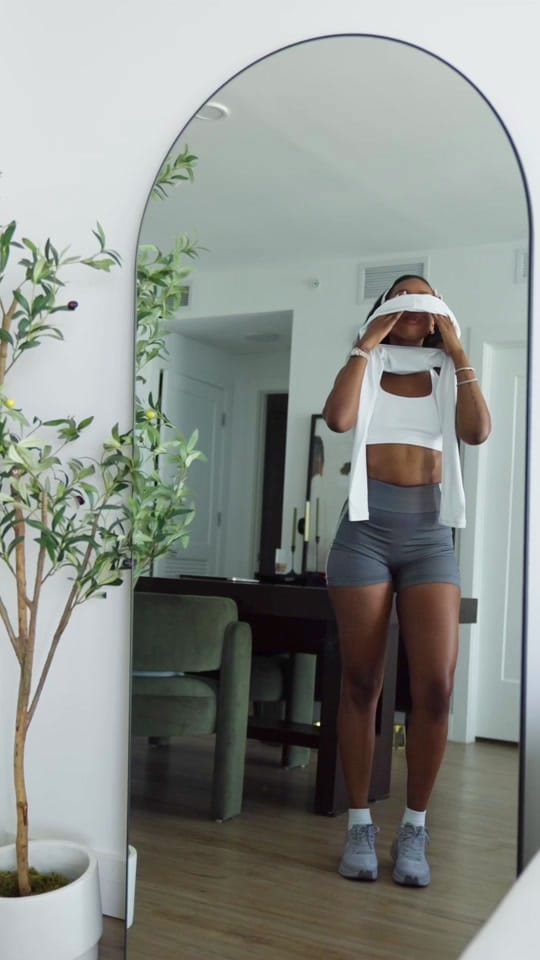 Post 9 by Amber Domond on TikTok (video)