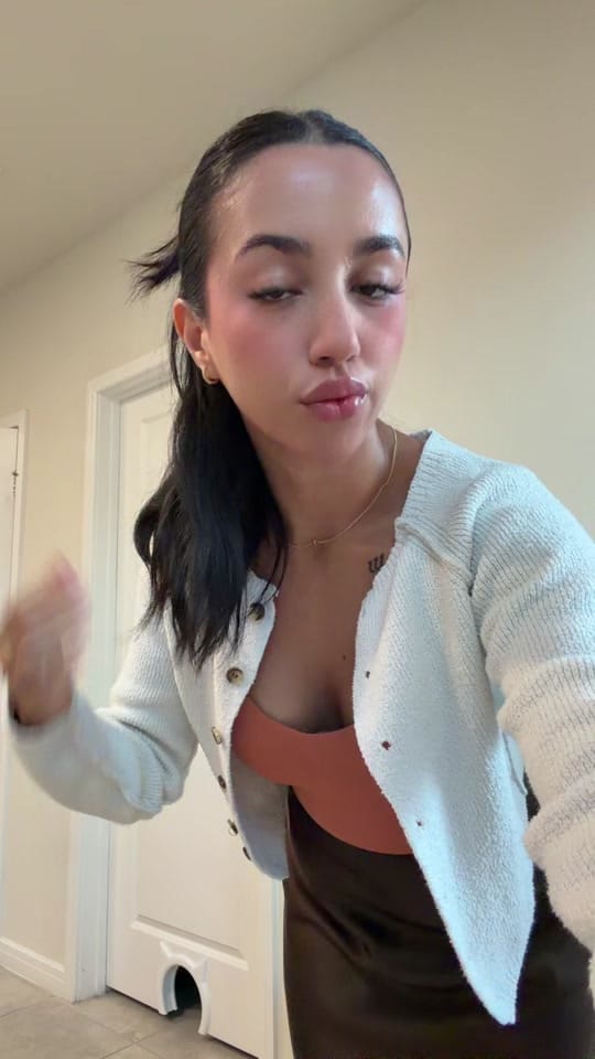 Post 7 by Zaira Lissette on TikTok (video)