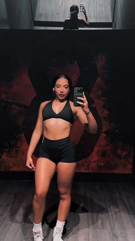 Post 6 by cay on TikTok (video)