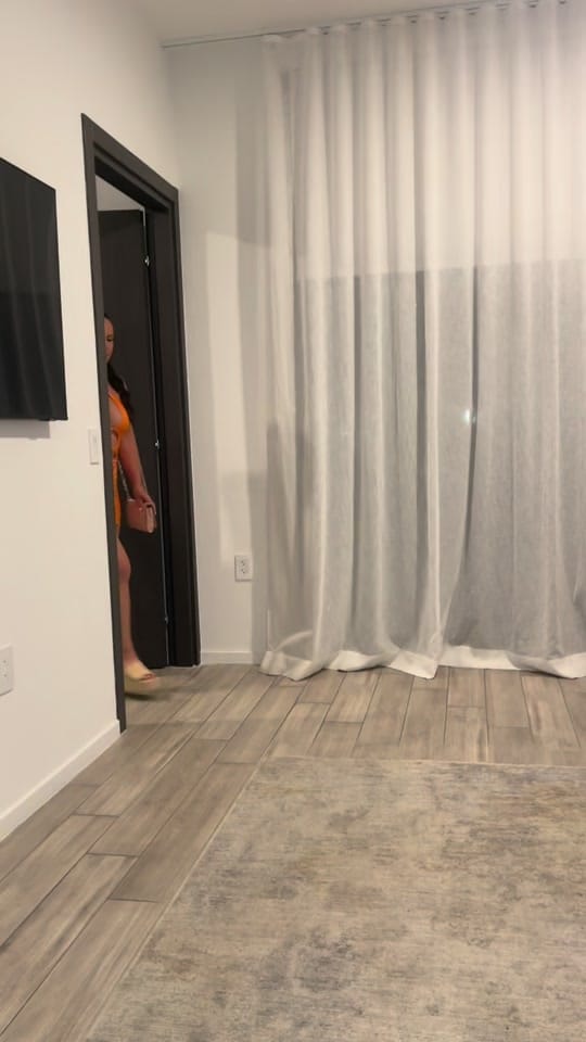 Post 8 by maryjviana_ on TikTok (video)