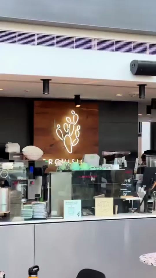 Post 8 by Tatum & Halo 👩🏼🐶 on TikTok (video)