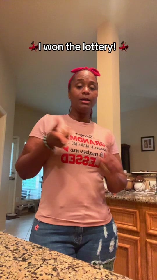 Post 10 by itsmitabee💎 on TikTok (video)