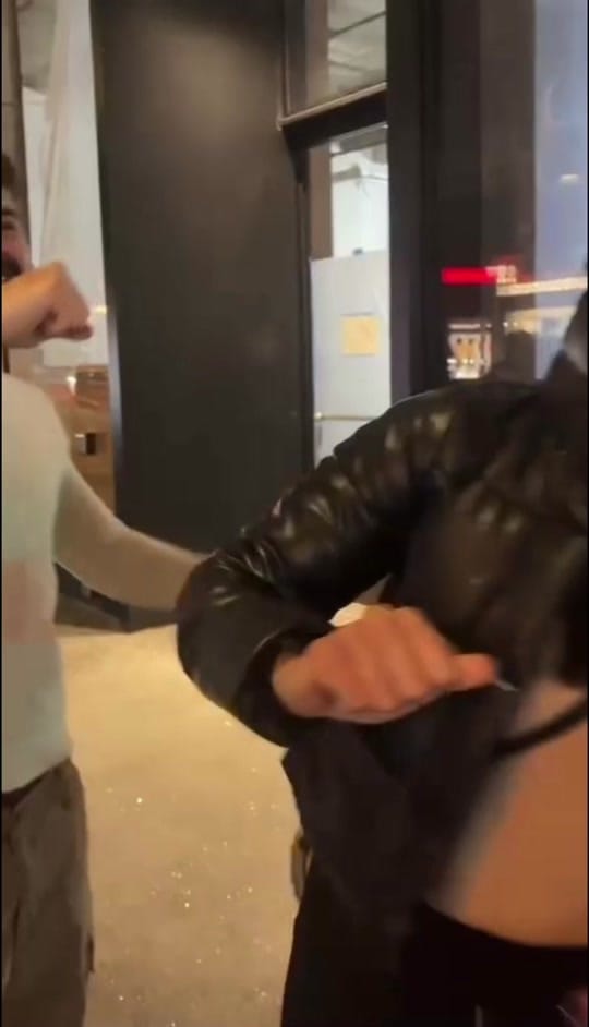 Post 4 by Fanni Brito on TikTok (video)