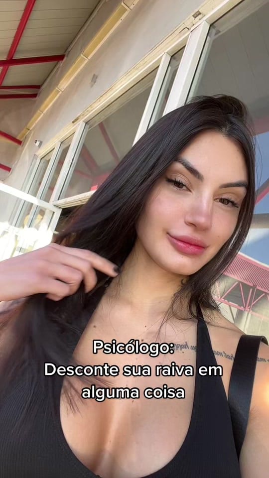 Post 6 by Fanni Brito on TikTok (video)