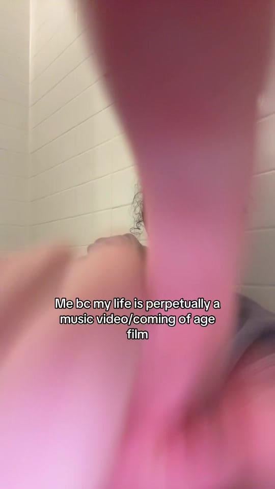 Post 6 by mia 🔆 on TikTok (video)