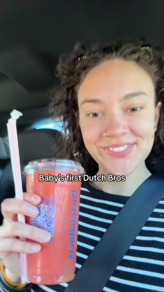 Post 5 by mia 🔆 on TikTok (video)