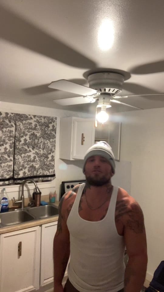 Post 7 by Criseich1991 on TikTok (video)
