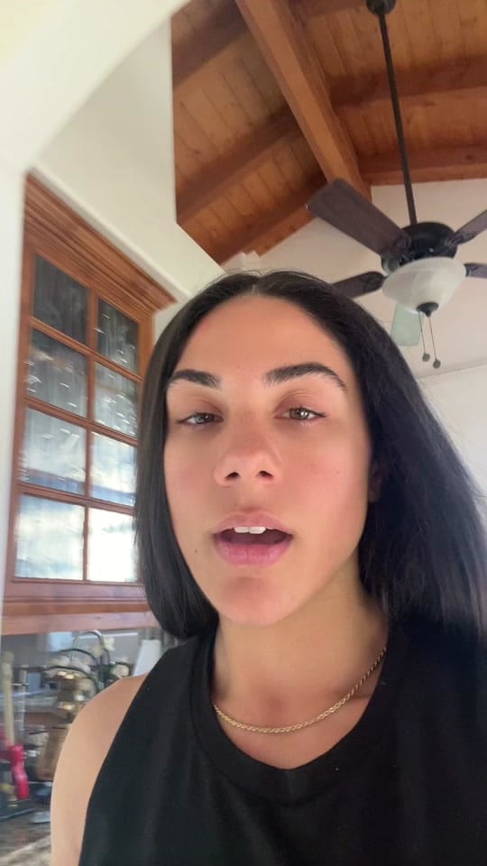 Post 9 by Nicole Ariel on TikTok (video)