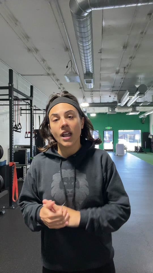 Post 4 by Nicole Ariel on TikTok (video)