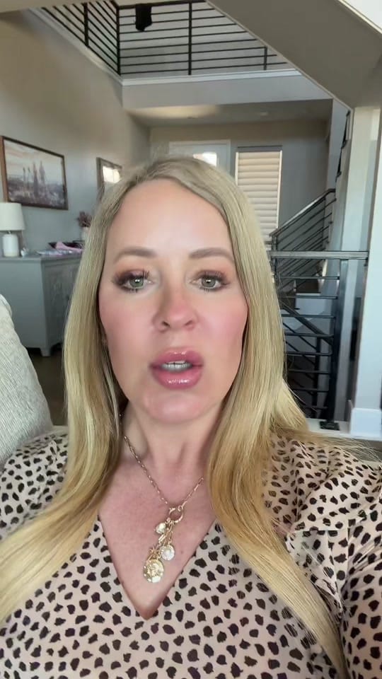 Post 6 by Nickie C D on TikTok (video)
