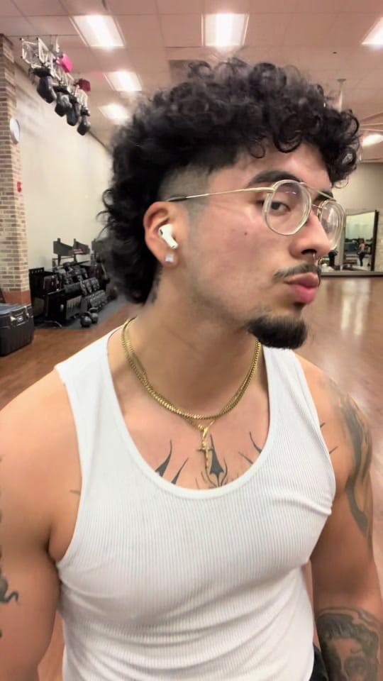 Post 5 by yahyoelmalo_official on TikTok (video)