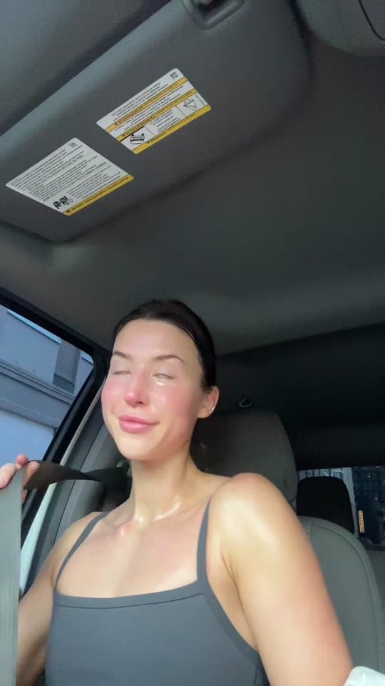 Post 2 by Elizabeth Craig on TikTok (video)