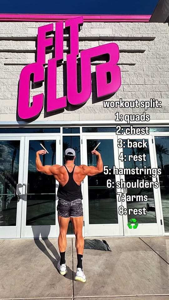 Post 10 by Julian Wenger on TikTok (video)