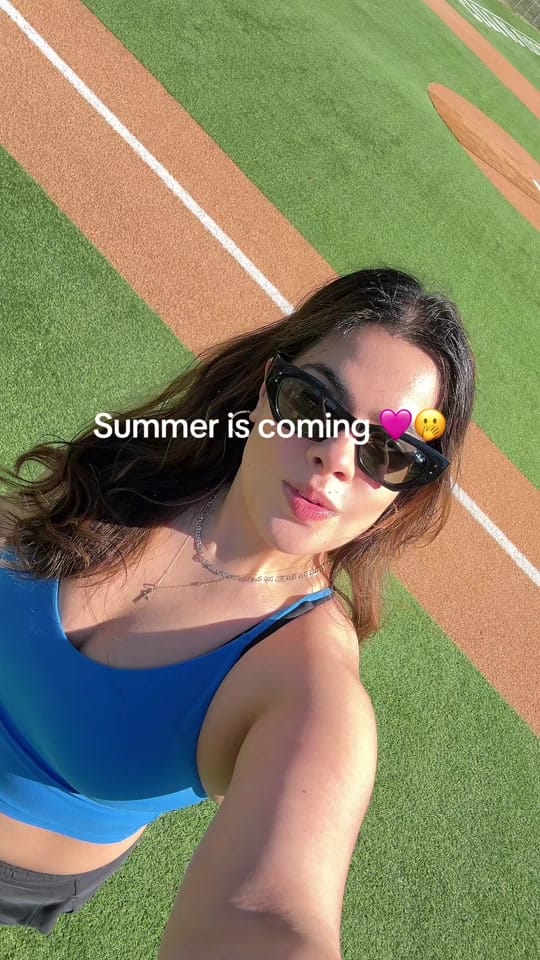 Post 4 by Liz on TikTok (video)