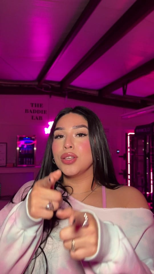 Post 8 by LesliesBlushing on TikTok (video)