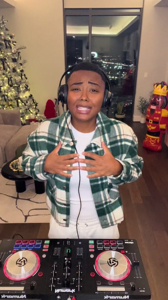 Post 9 by DJ Nelly Nicole on TikTok (video)