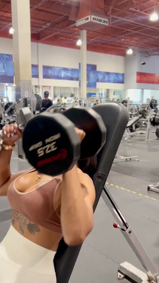Post 3 by thefeefigure on TikTok (video)