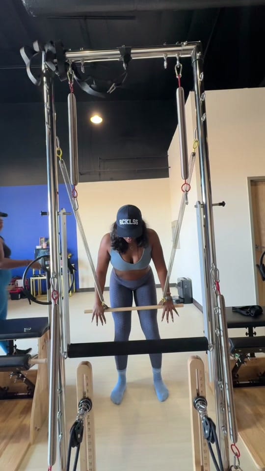 Post 7 by Nolia Hues on TikTok (video)
