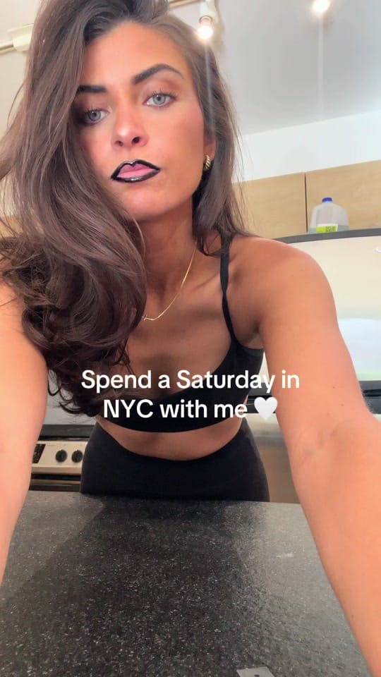 Post 6 by Lauren Whitehead on TikTok (video)