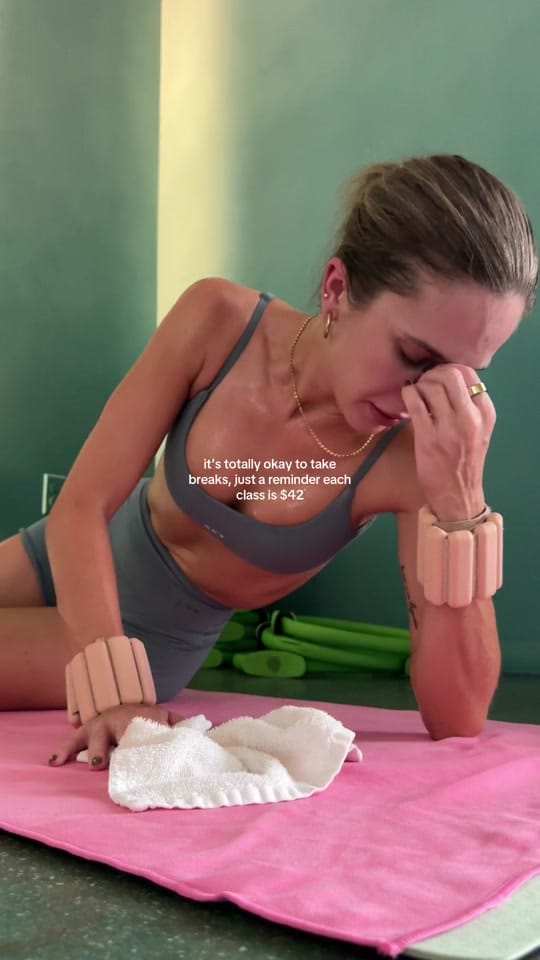 Post 10 by Yana on TikTok (video)