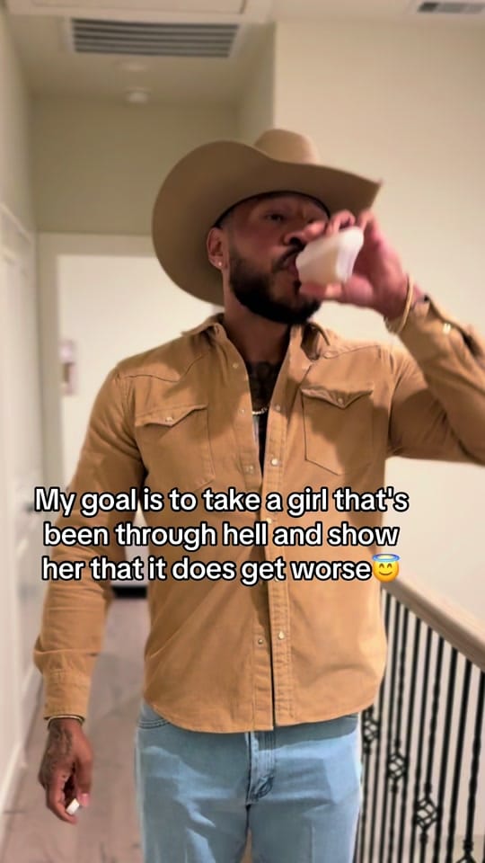 Post 1 by DM on TikTok (video)