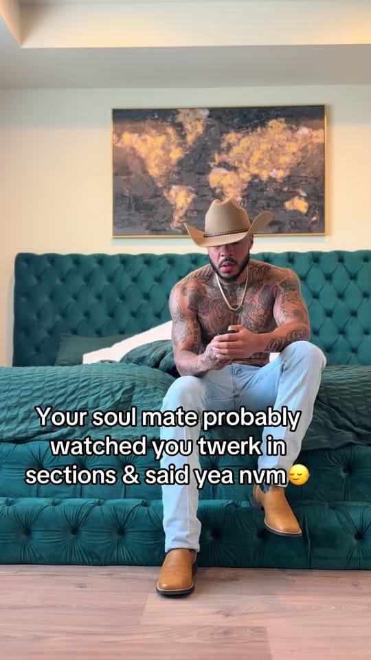 Post 6 by DM on TikTok (video)