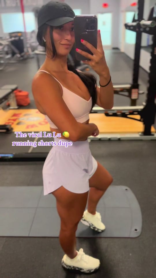 Post 1 by Ana on TikTok (video)