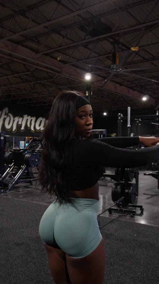 Post 9 by Chi-chi on TikTok (video)