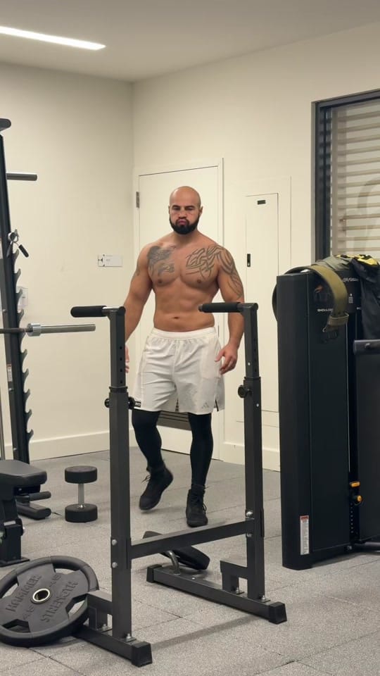 Post 2 by Elchin on TikTok (video)