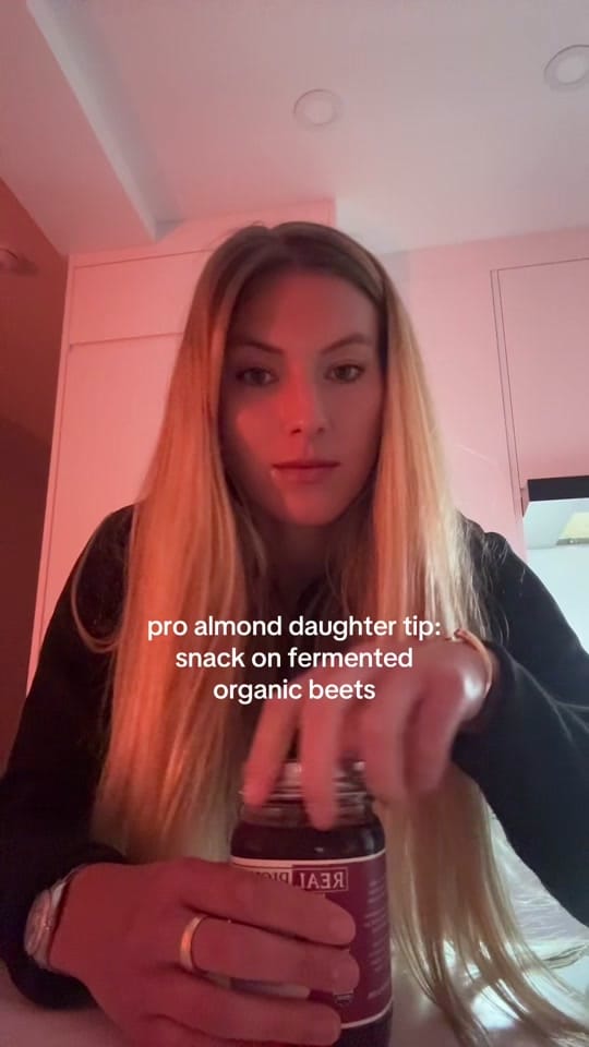 Post 1 by Naomi Laila on TikTok (video)