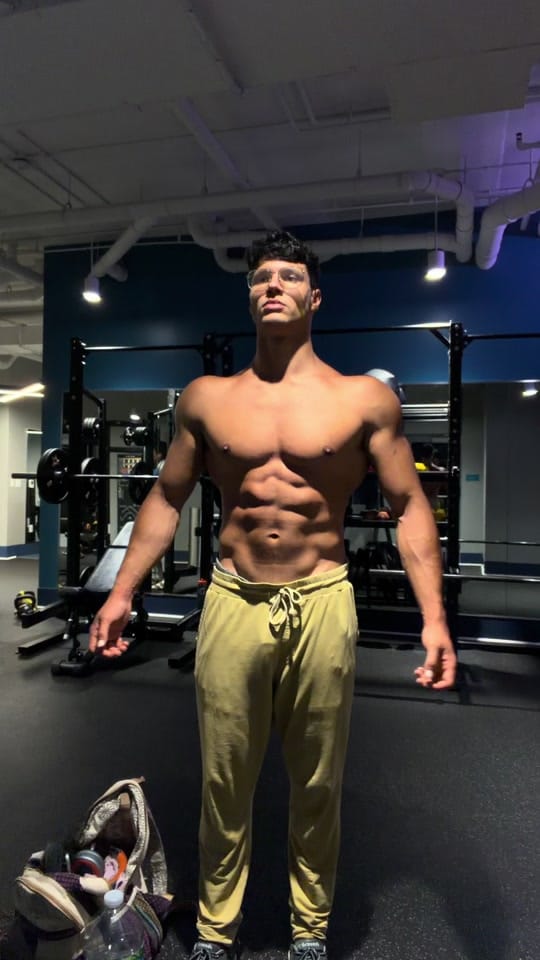 Post 10 by Carlos Mata on TikTok (video)