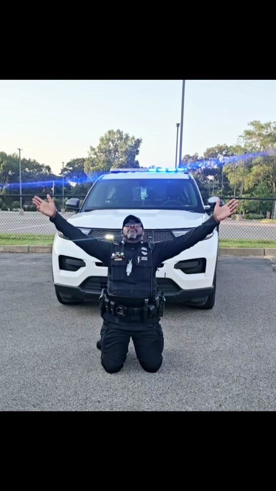 Post 10 by rickeymoore08 on TikTok (video)