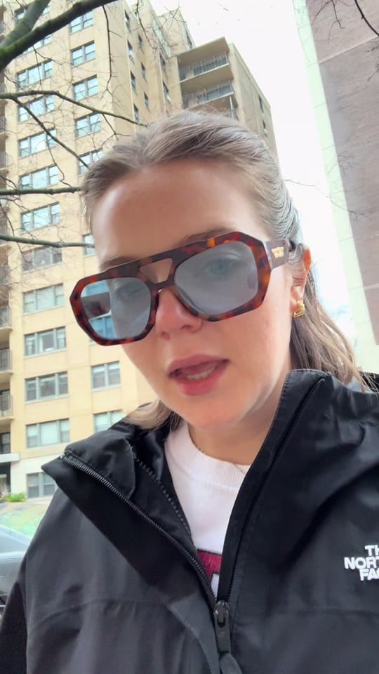 Post 1 by Lauren Gibs on TikTok (video)