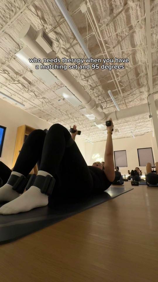 Post 7 by Lily Santana on TikTok (video)