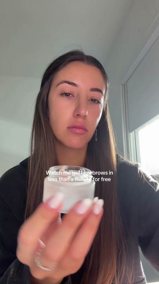 Post 2 by candelacimino on TikTok (video)