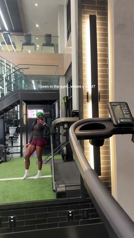 Post 4 by AhnaSimone on TikTok (video)
