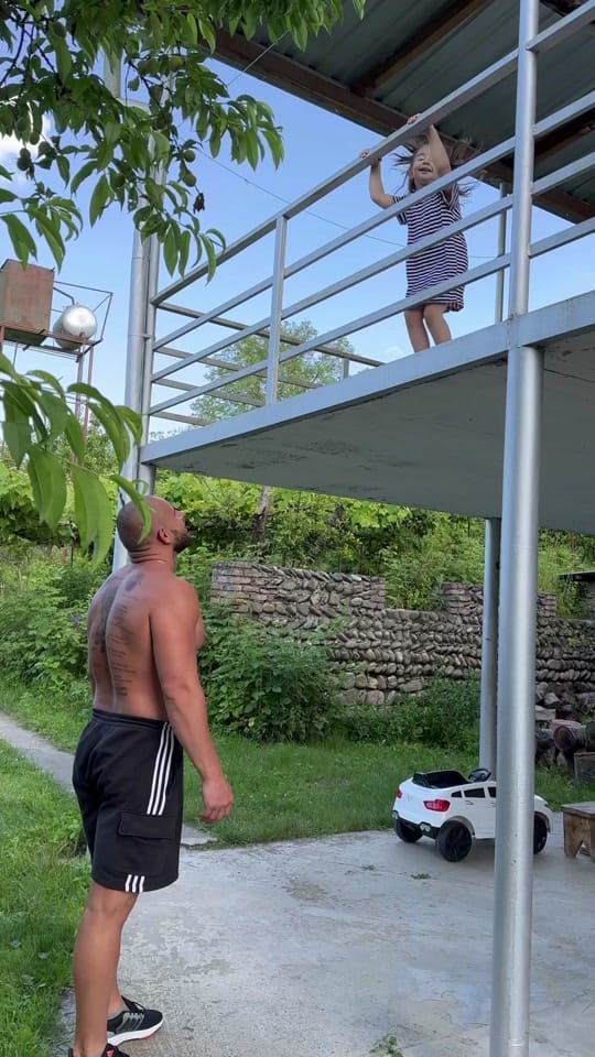 Post 9 by DøCTøR 1 on TikTok (video)