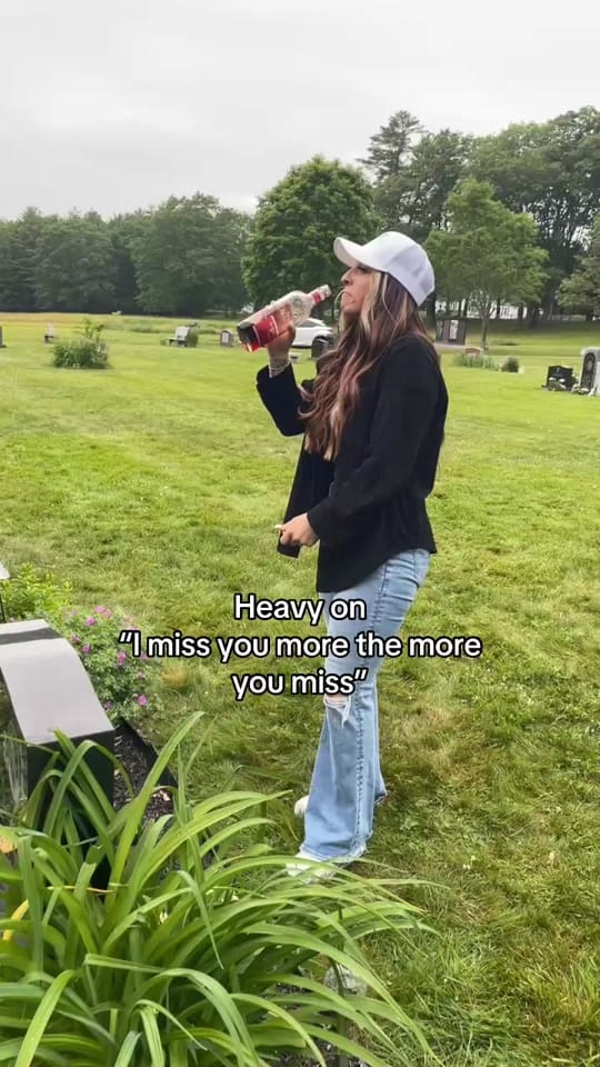 Post 4 by Cassandra on TikTok (video)